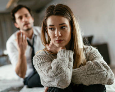 signs you are married to a narcissist, 10 Red Flags: Signs You Are Married to a Narcissist